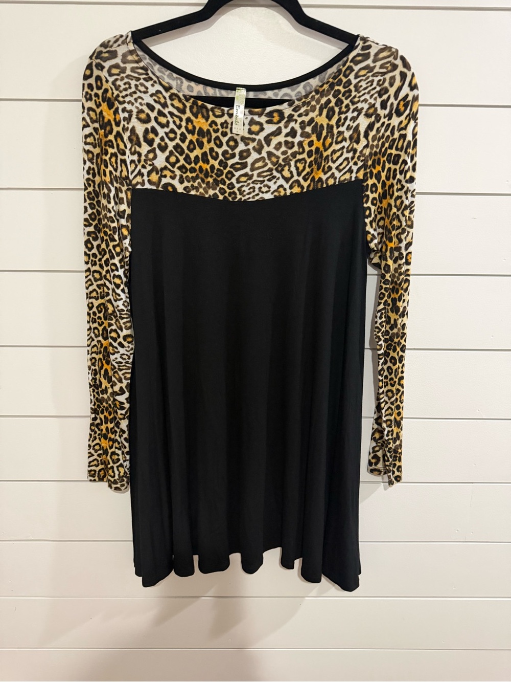 Emerald Leopard Yoke Long-Sleeve top - Black & Gold